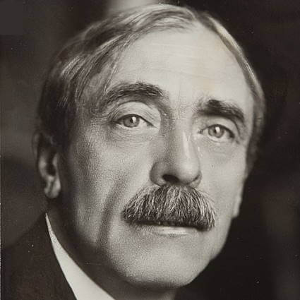 Photo noir et blanc de Paul Valéry à 54 ans.