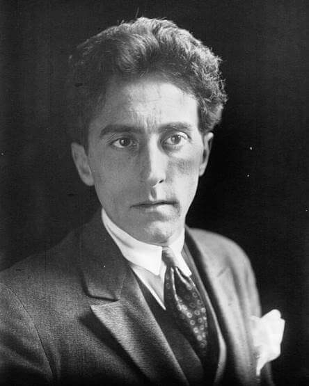Photo de Jean Cocteau dans la trentaine