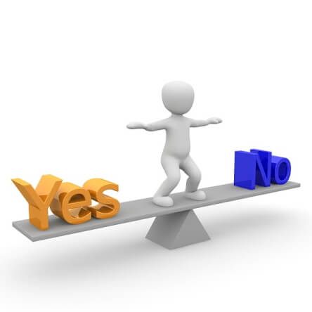 Balance à plateau avec Yes et No aux extrémités